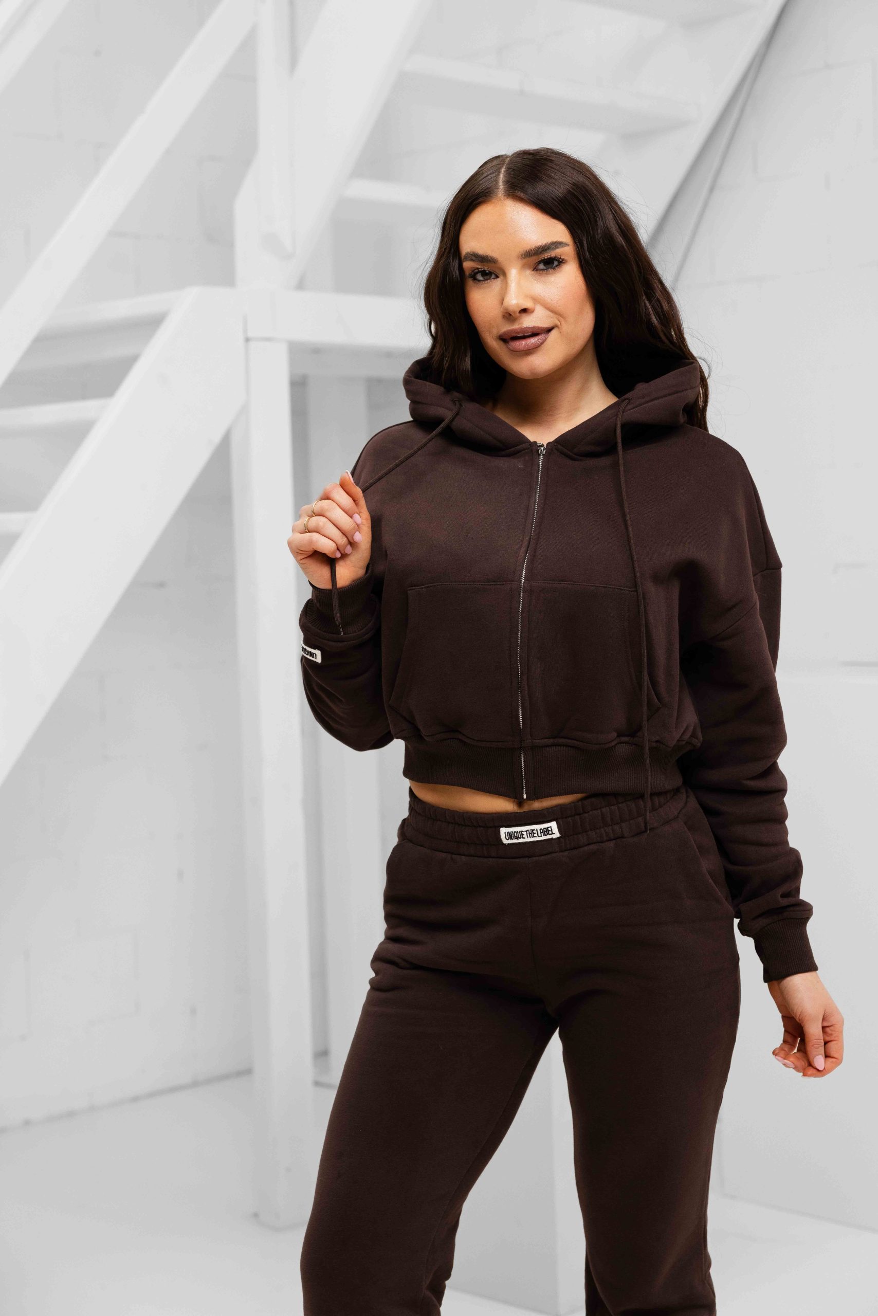 Unique The Label Molly Trainingspak Dames Bruin