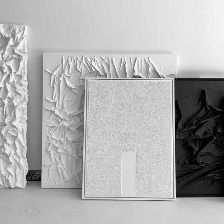 Studio Mykoda - SAHAVA Shadow 3, 60 x 80 cm, weiss / Rahmen weiss
