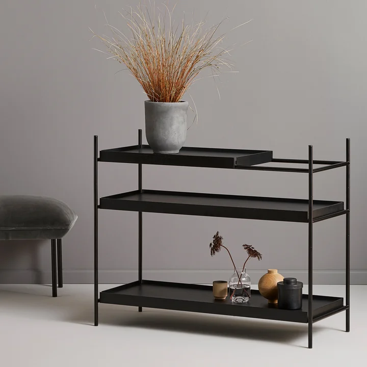 Woud - Tray Shelf niedrig, Walnuss / schwarz (Konfiguration 1)