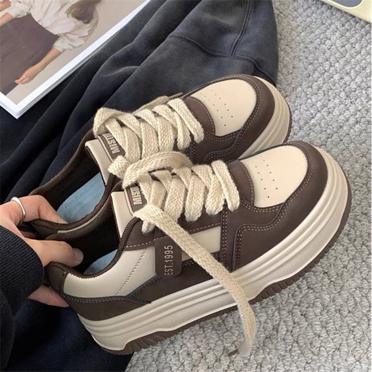 Asterisk - Platformsneakers met tweekleurige letters
