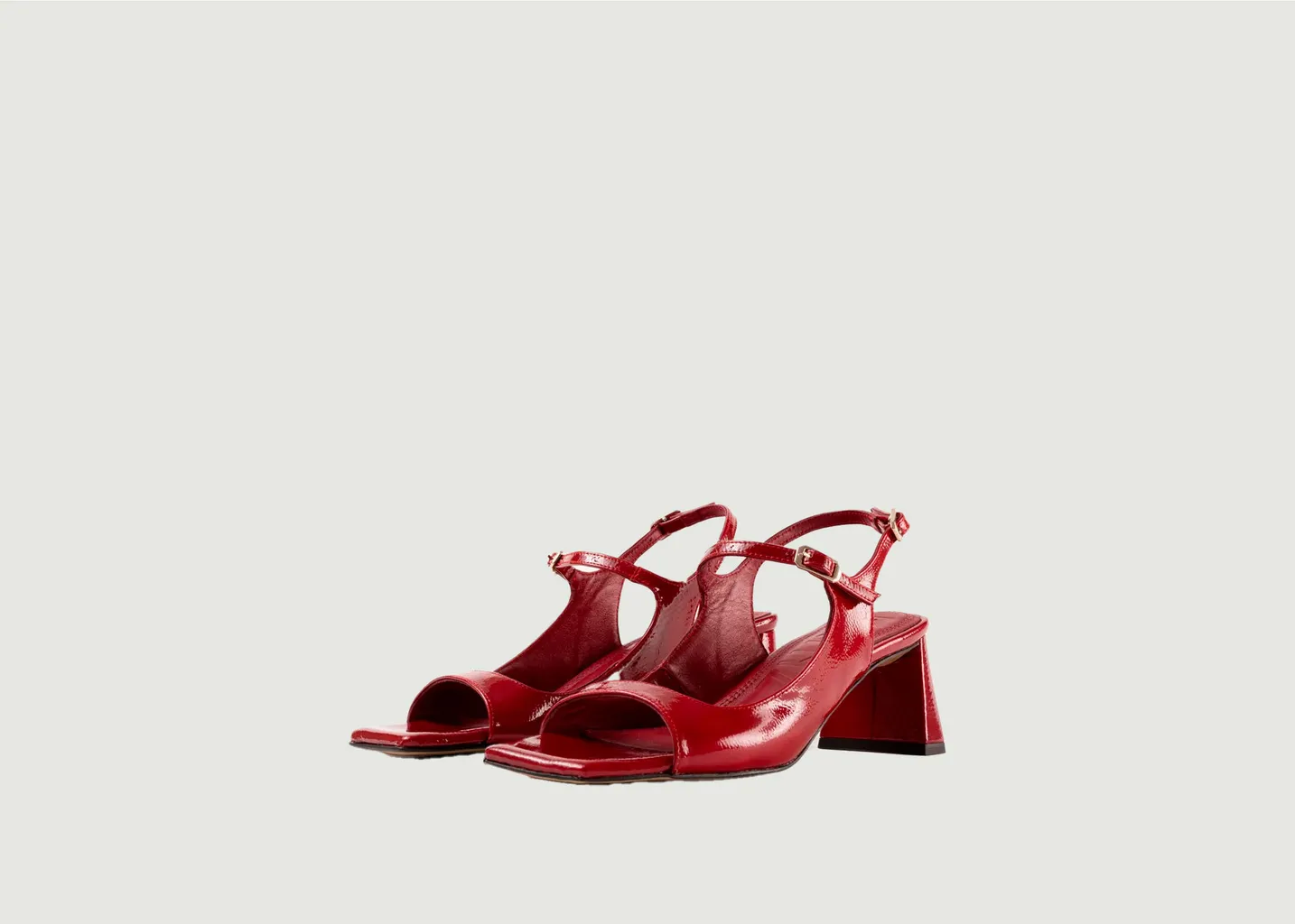 Sandales en cuir verni froissé à talons Clavel Souliers Martinez