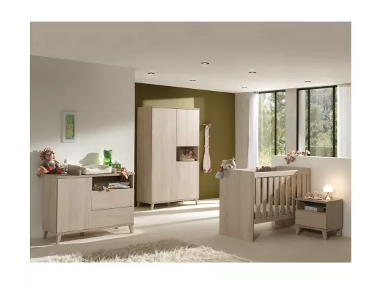 Armoire robuste pour chambre d'enfant 3 portes collection LOUISE coloris chêne River Oak.