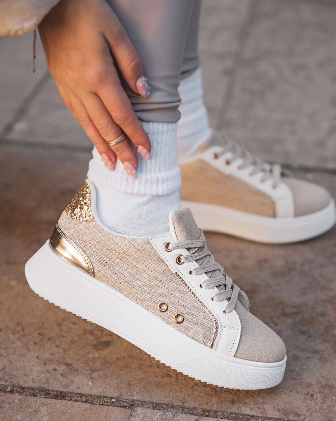 Basket femme taupe à lacets - Molly