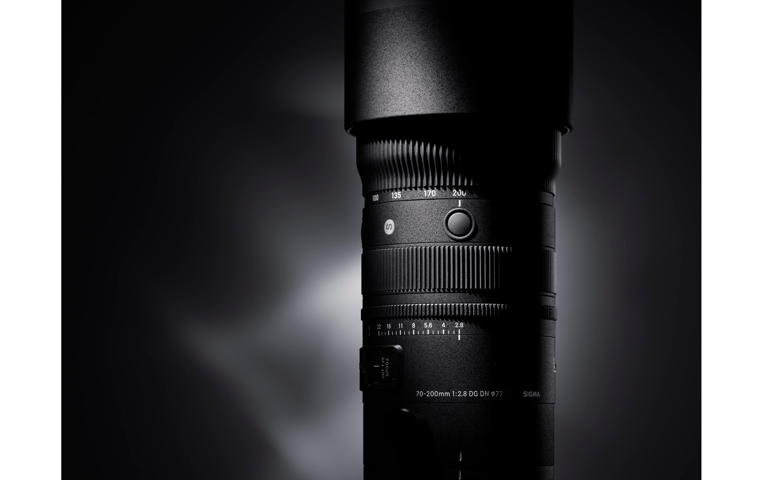 Zoomobjektiv 70-200mm F/2.8 DG DN OS Sports L-Mount<br>Definiert den Standard für Tele-Zoom-Objektive für spiegellose Vollformatkameras neu