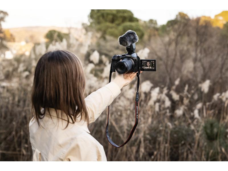 Canon Fotokamera EOS R7 Body EOS R Technologie trifft APS-C Design