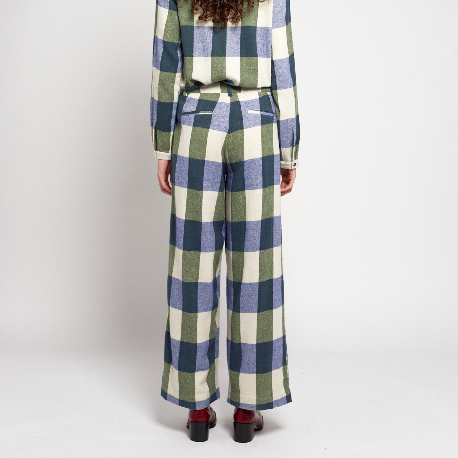 Hose Navy Blue Plaid Check