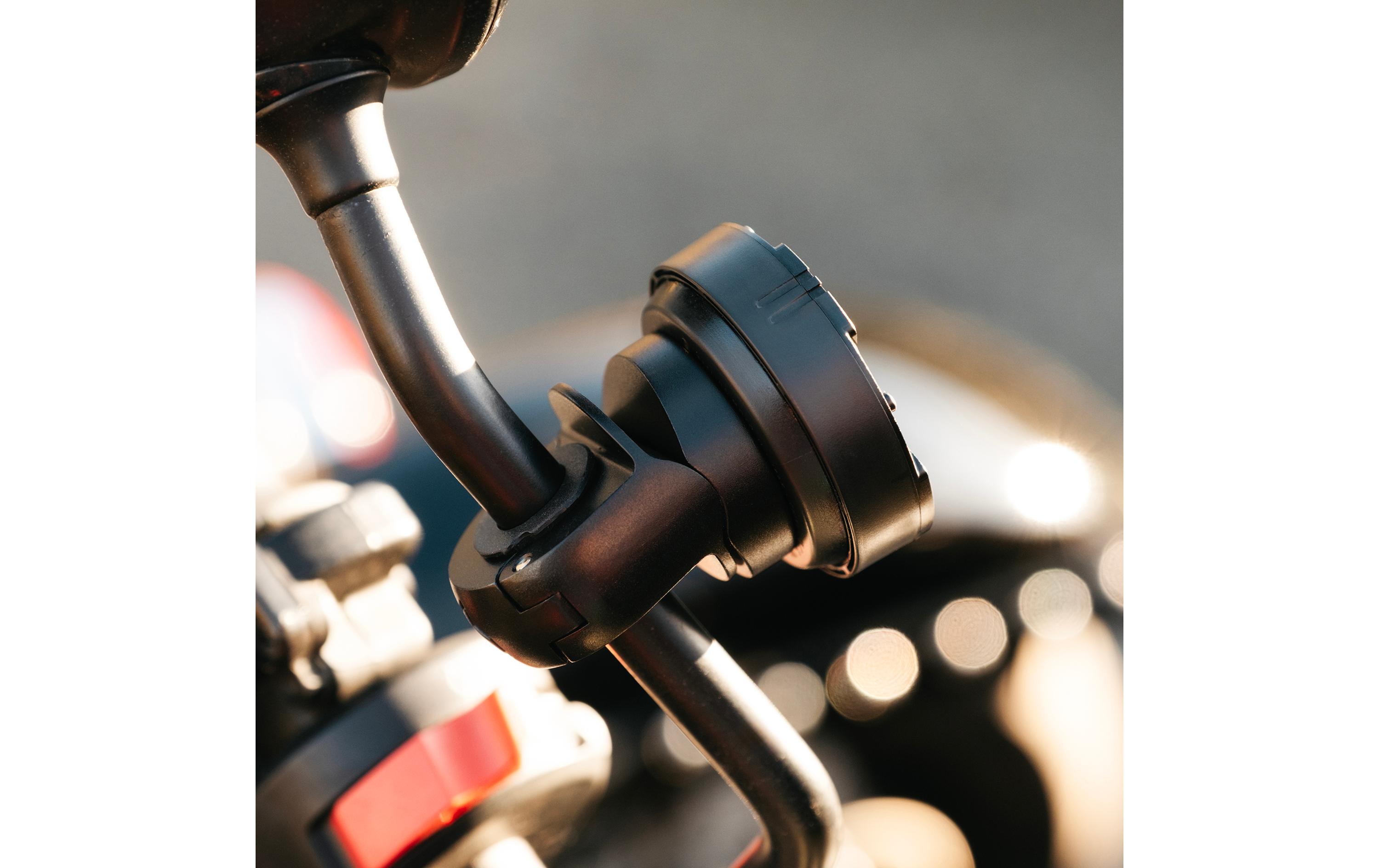 Moto 2 Halterung RückspiegelLenkerhalterung