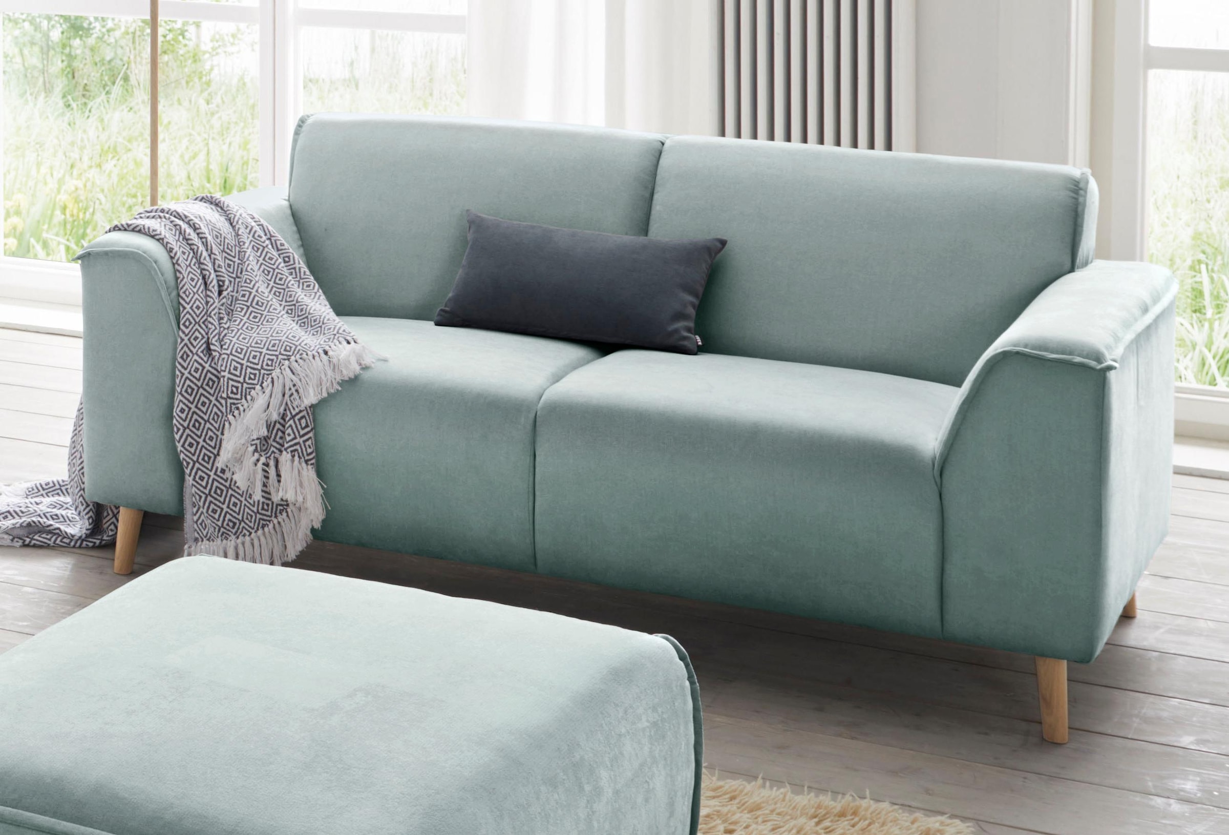 andas 2-Sitzer »Janek Scandic Design, elegant und zeitlos« mit Federkern und Keder in scandinavischem Design