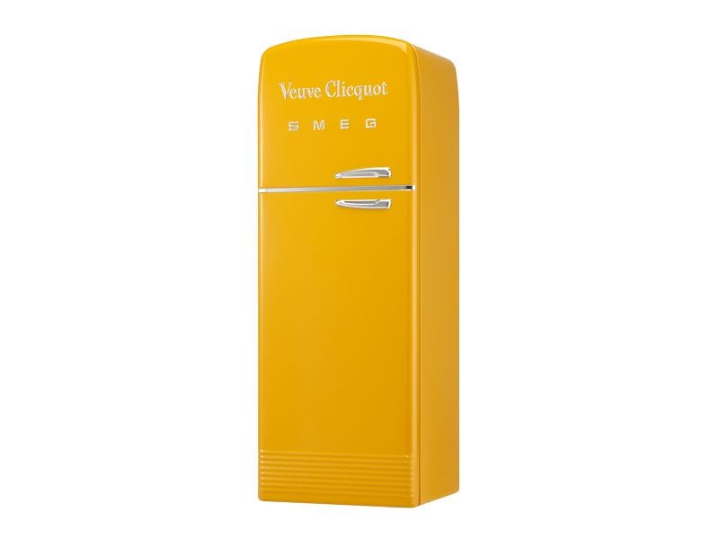 Veuve Clicquot  Champagner Brut Yellow Label SMEG Fridge 0. Prickelnder Schaumwein im Mini SMEG Kühlschrank