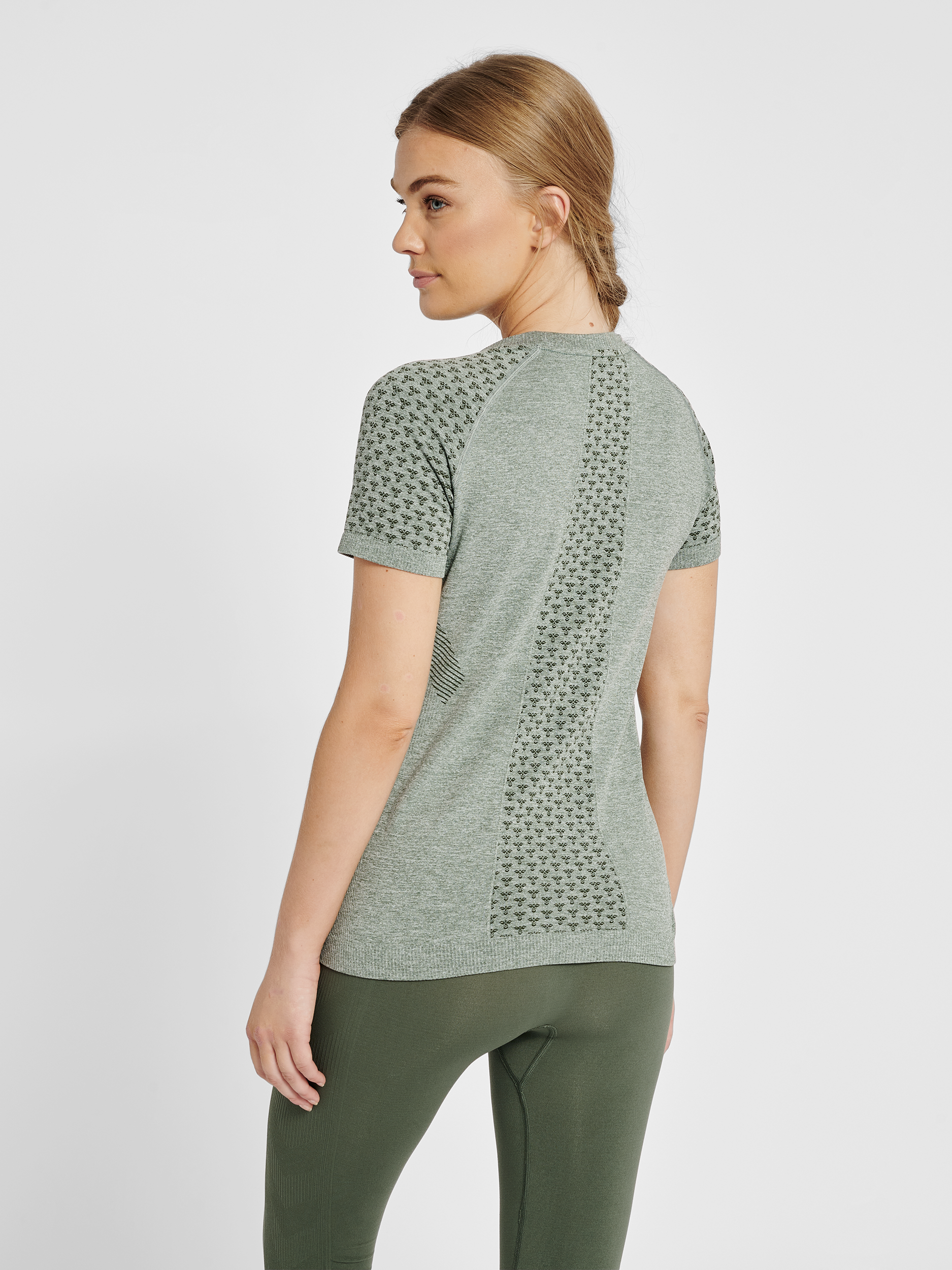hmlCI SEAMLESS T-SHIRT
