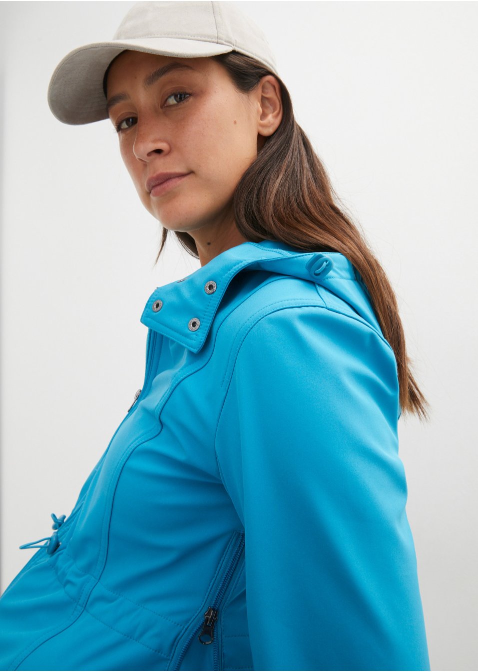 Veste softshell de grossesse et de portage, ampleur ajustable