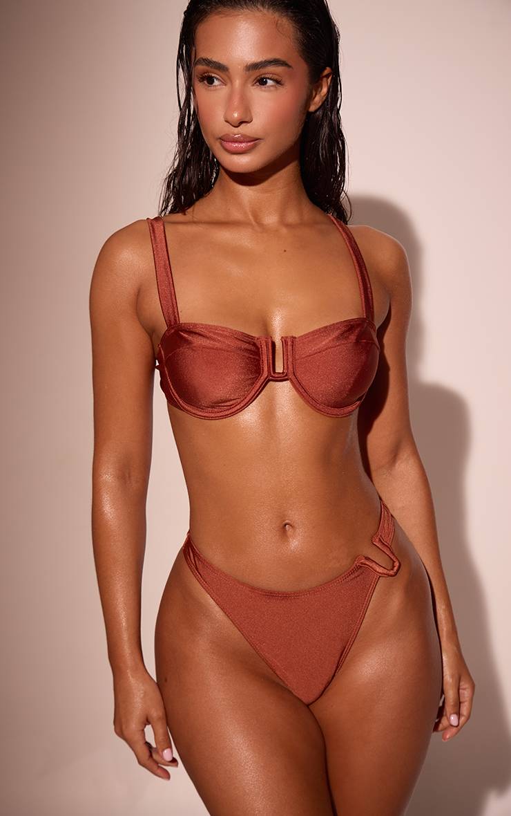 Bronze Haut De Bikini À Armatures Avec Barre En U