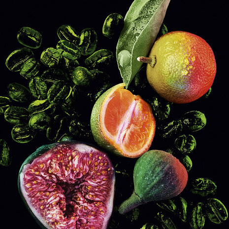 BLACK OPIUM ILLICIT GREEN  ACCORD CAFÉ NOIR – MANDARINE VERTE