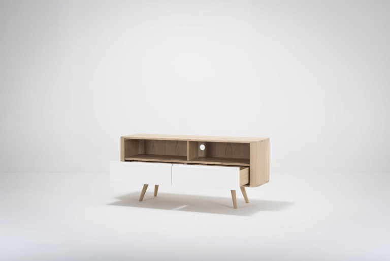 Gazzda Ena dressoir tv-meubel drie 135x42 naturel