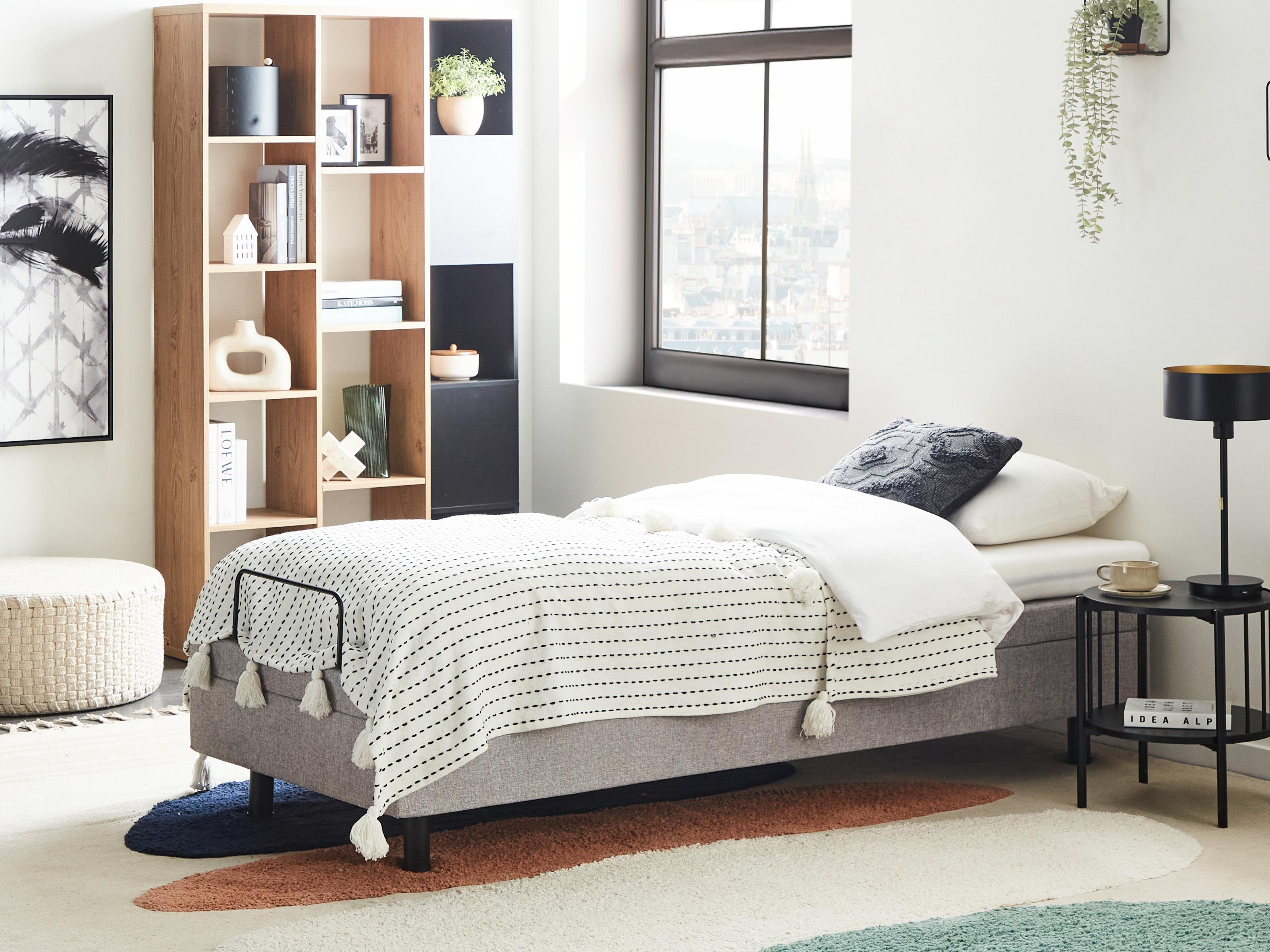 Verstelbaar bed zonder hoofdbord Stof CASTELLAN 80 x 200 cm Lichtgrijs