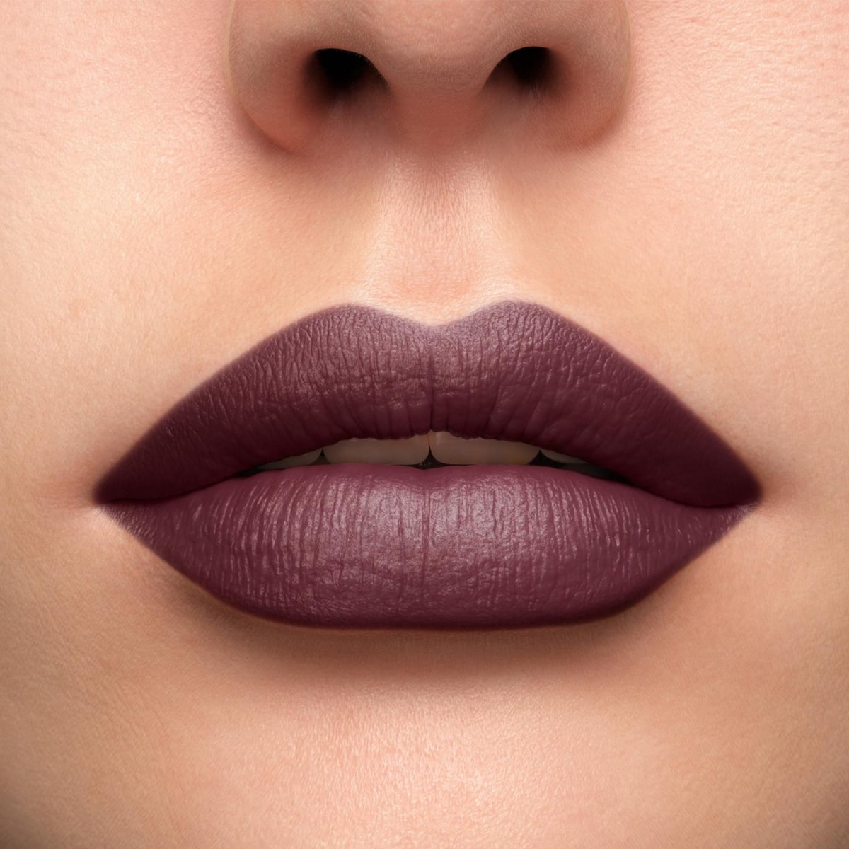 LANCÔME L'Absolu Rouge Drama Matte Rouge à Lèvres Mat Poudré – Tenue &  Confort Longue Durée