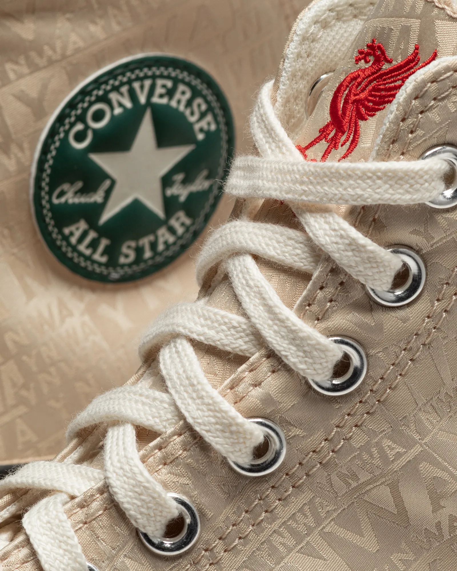 Converse Run Star Hike