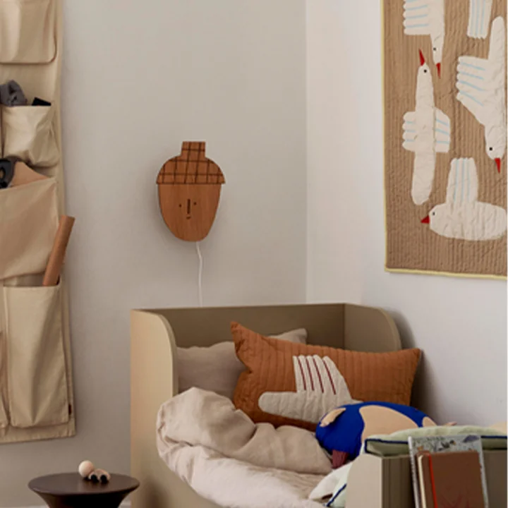 Ferm Living - Bird Kinder Wandleuchte, Eiche geölt