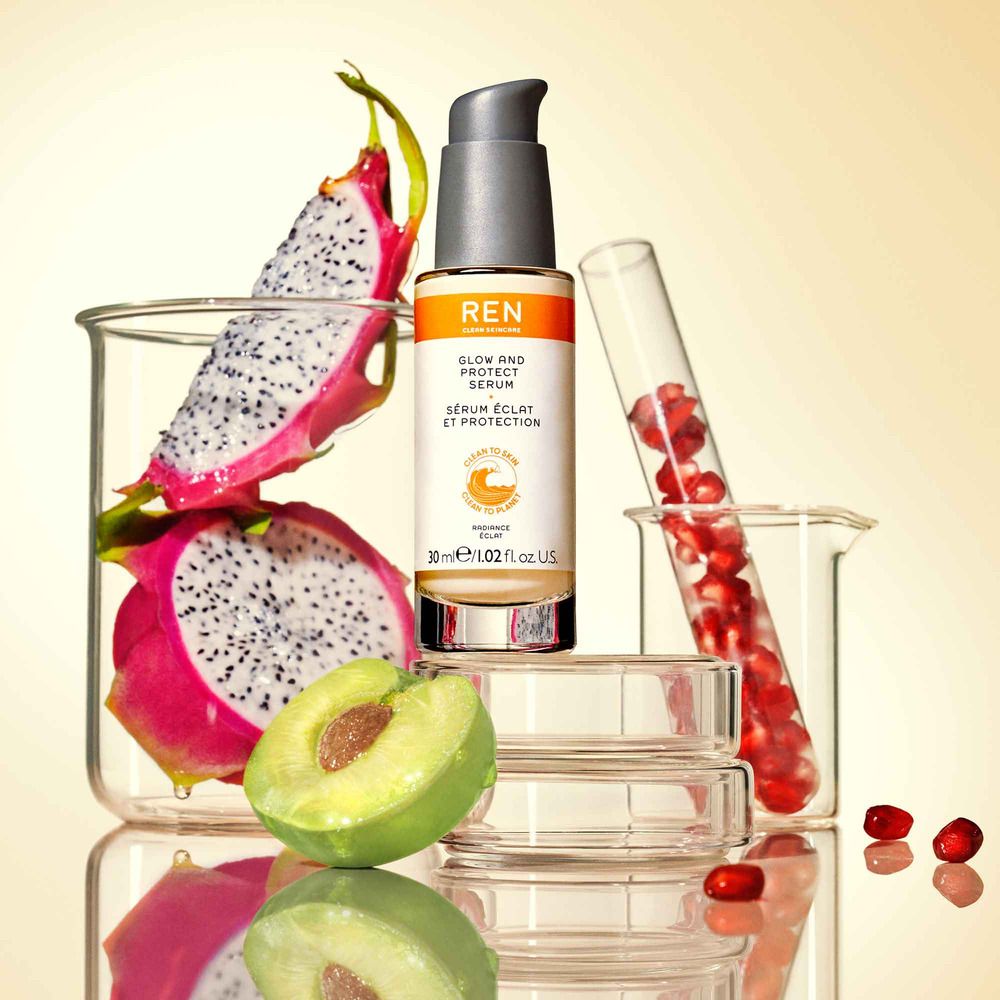 REN Radiance Glow & Protect Serum - 30 ml.