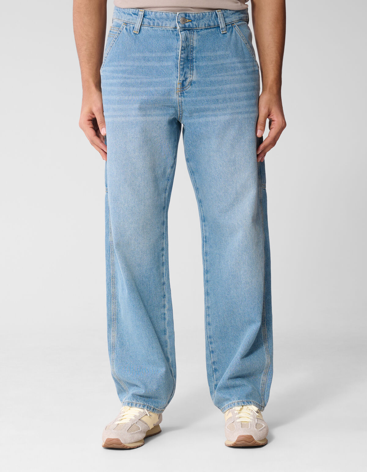 Carpenter Relaxed Fit Jeans Bleached L32