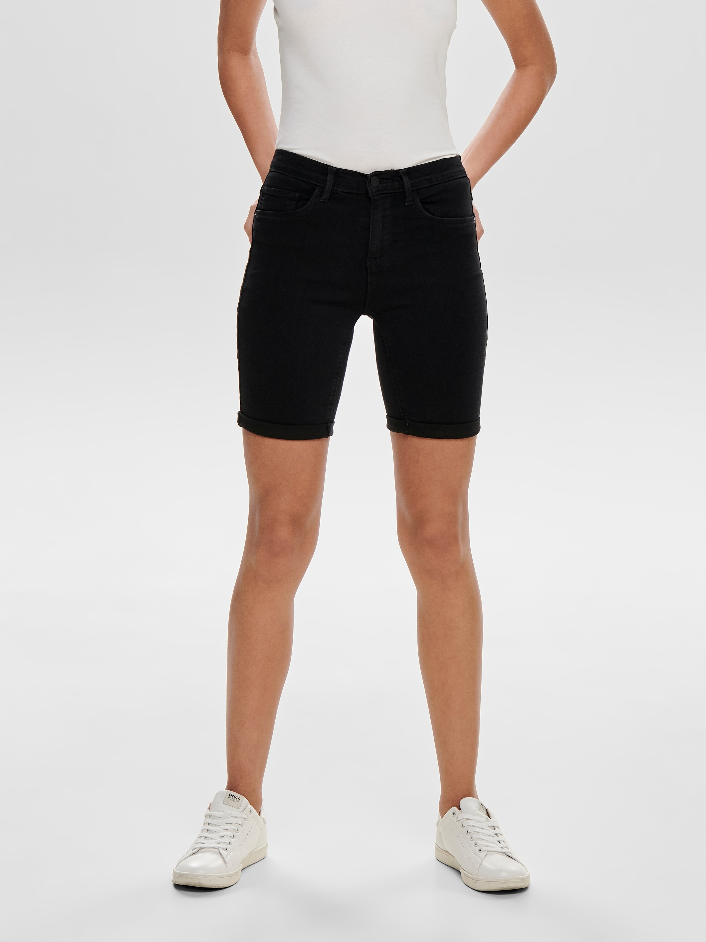 ONLY Shorts »ONLRAIN – Shorts mit Push-up-Effekt und Umschlagsaum«  unifarben, casual, skinny fit, Denim, Eingrifftaschen