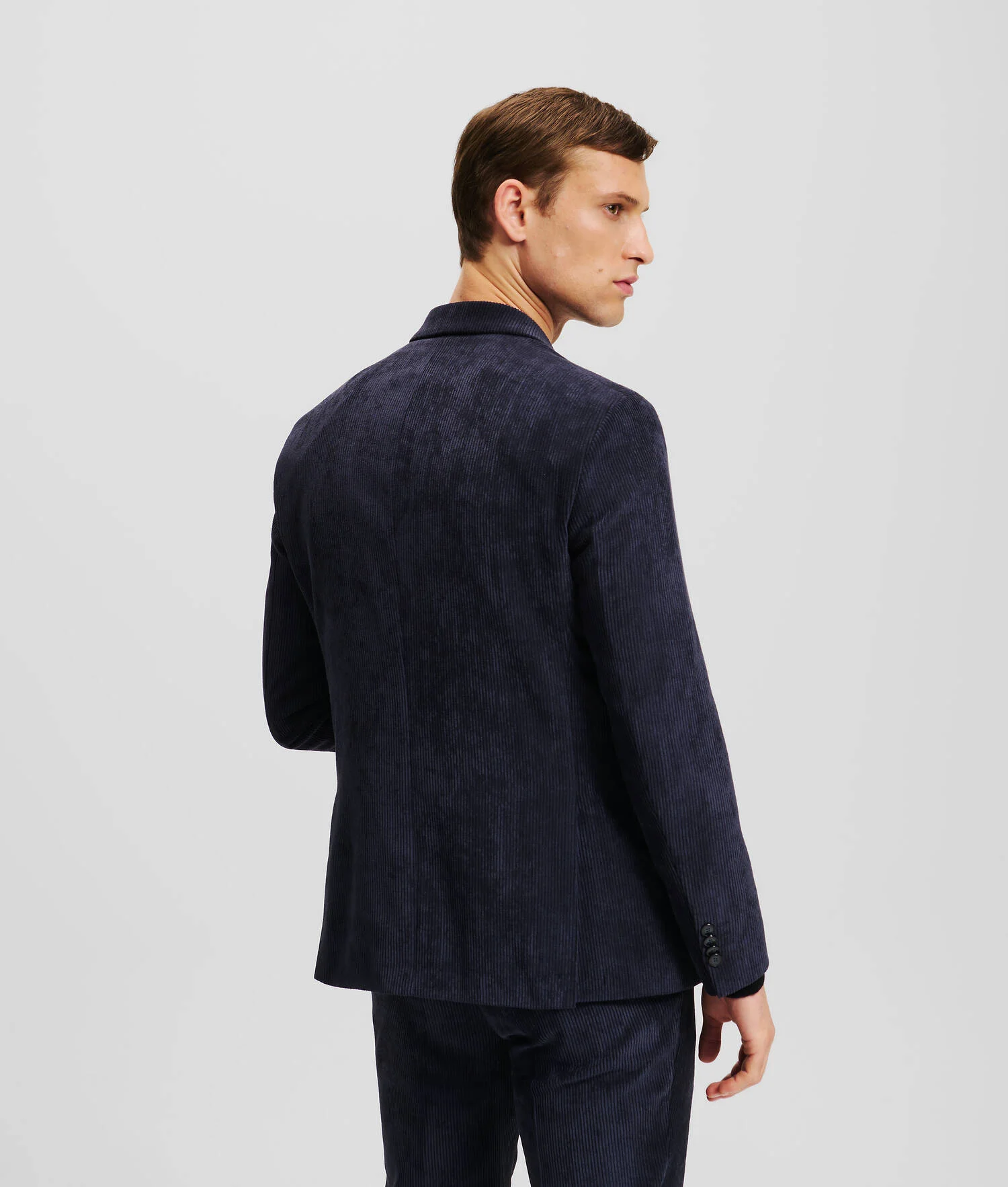 VESTE HABILLÉE