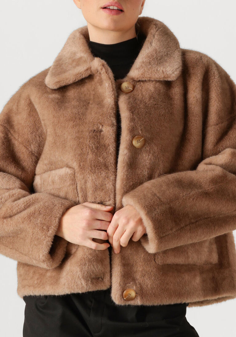 bruine studio ar faux fur jas faje
