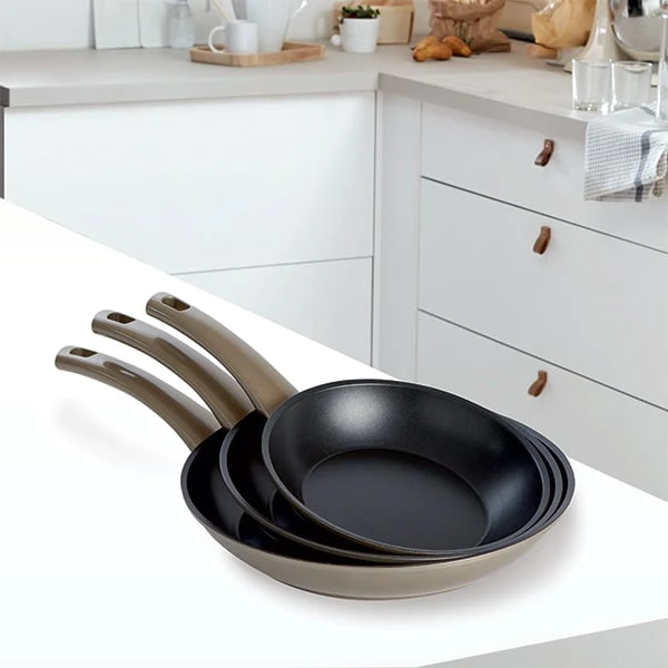 Lot de 3 Poêles antiadhérentes Prestige 20, 24 et 28 cm Mathon