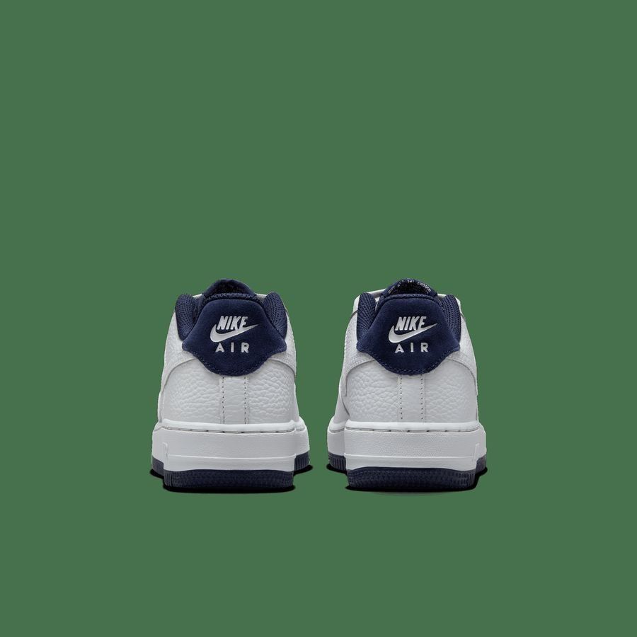 Nike Air Force 1 LV8