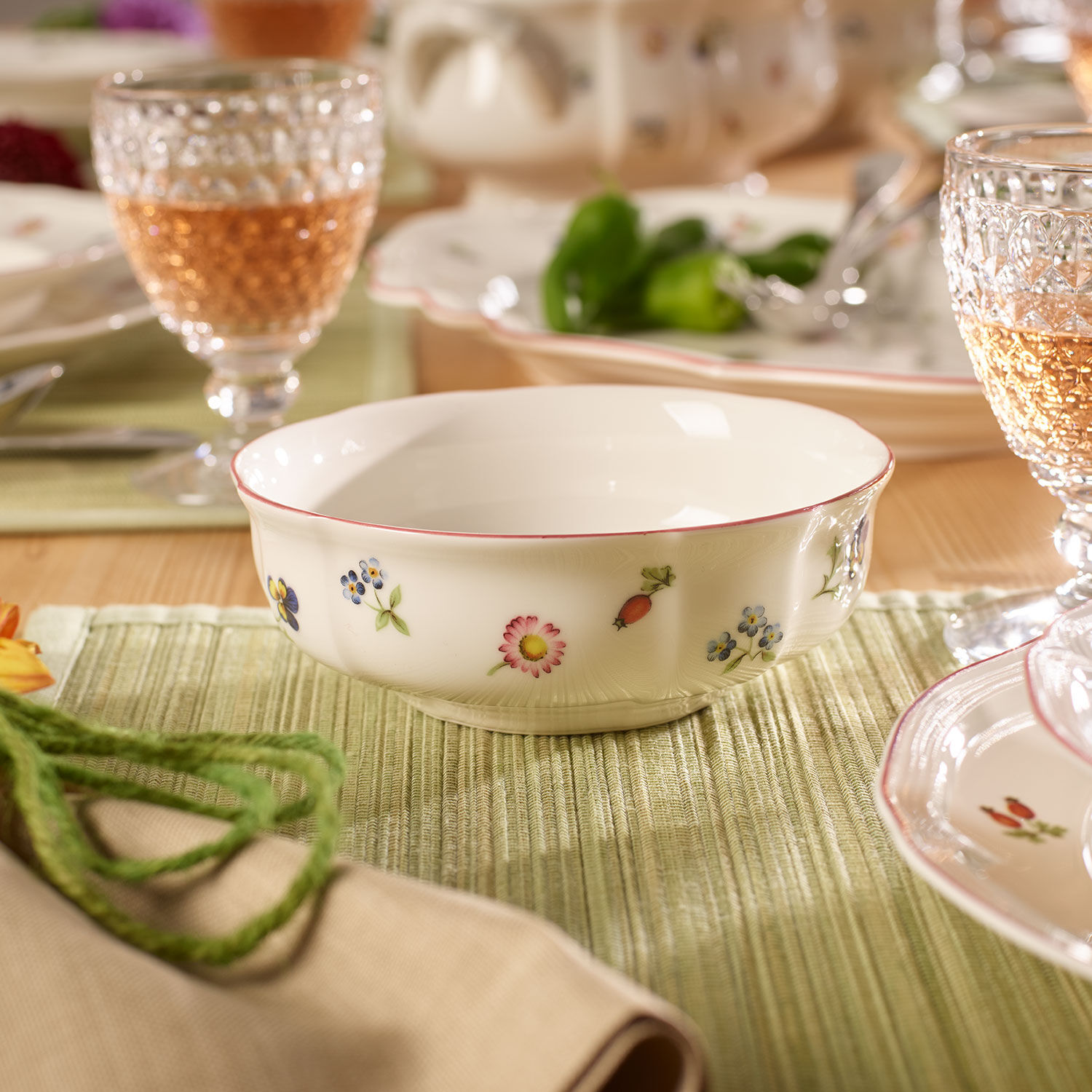 Petite Fleur Dessert bowl White, 11.9 oz, Premium Porcelain