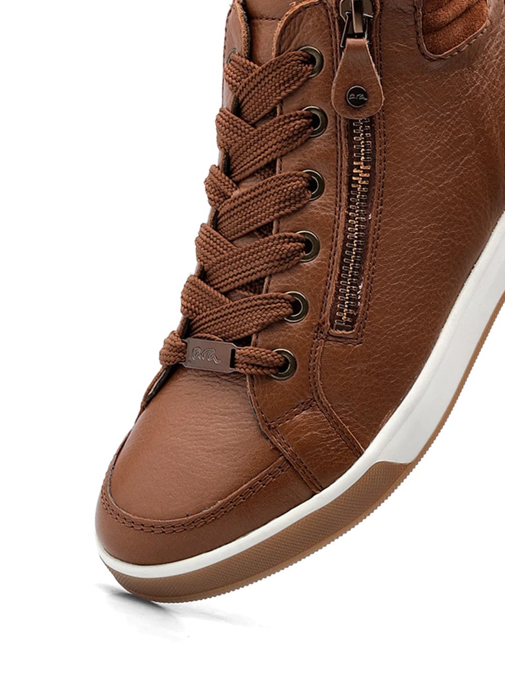 Hightop Sneaker Rom nuts whisky