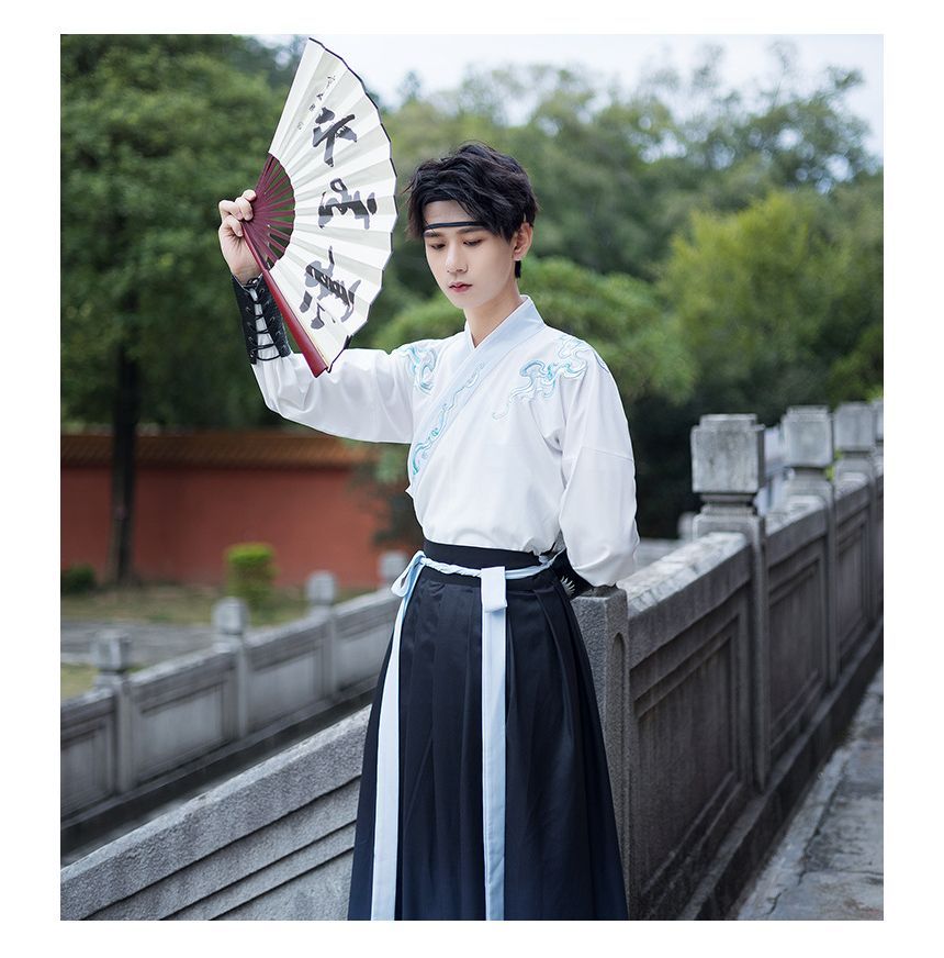 Pinocle - Geborduurde Hanfu-gewaad / Hanfu-top met lange mouwen / Maxi-rok / Armmouwen / Set