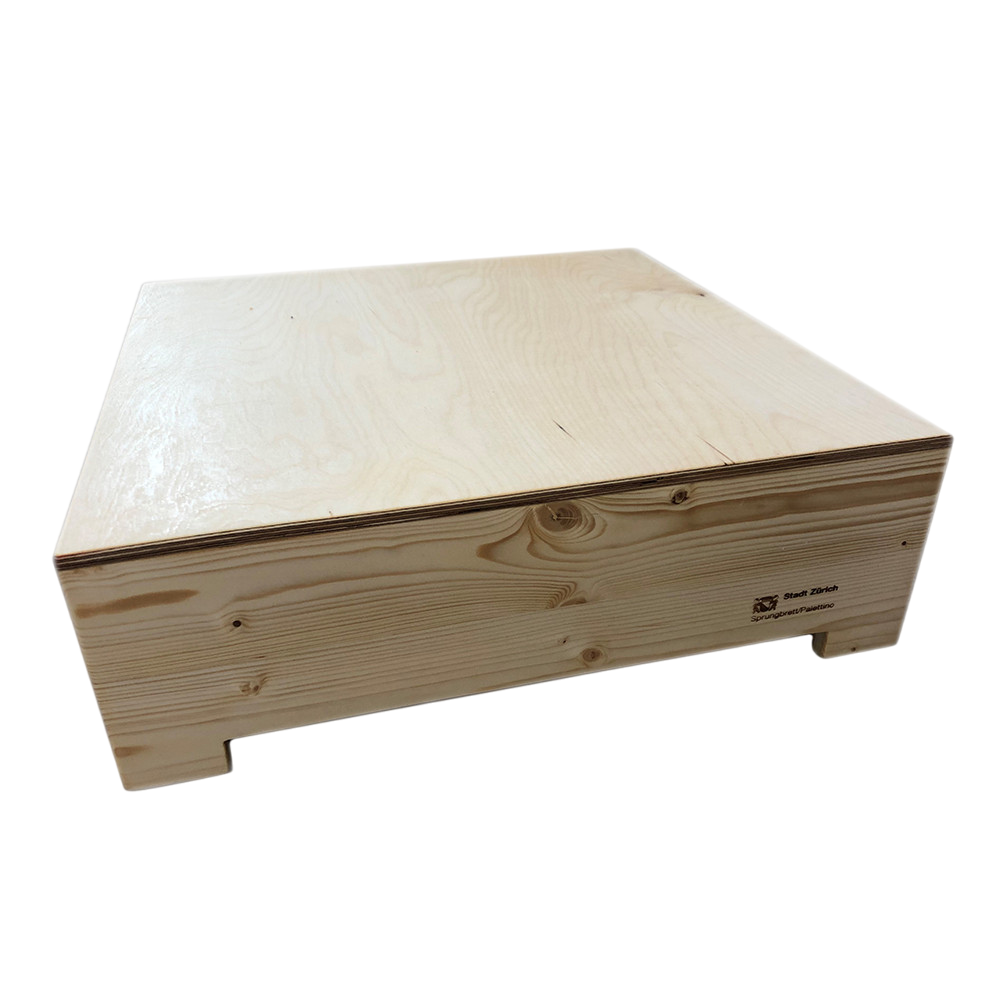 Podest Holz