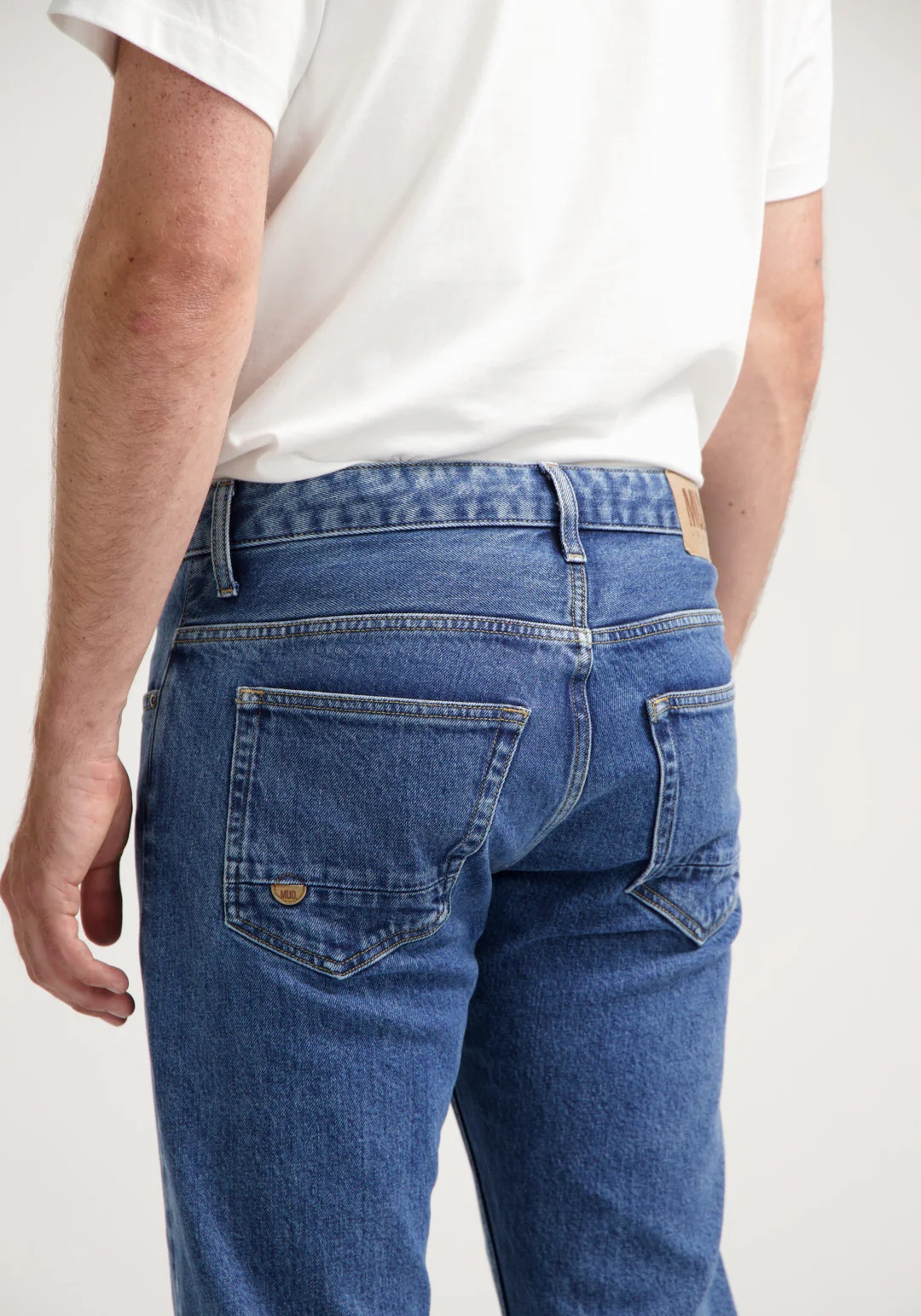 Mud Jeans Herrenjeans Hank Mid Tapered Medium Stone