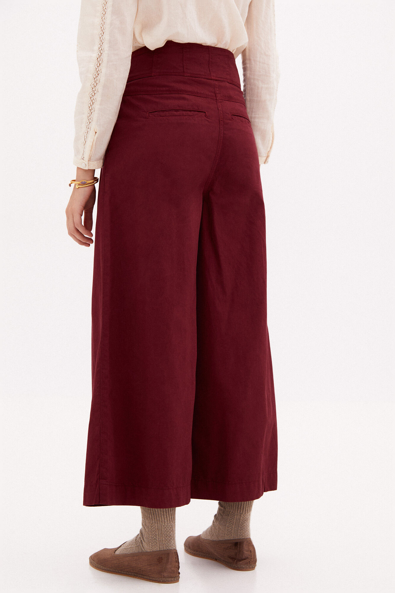 Calça jeans Jane de perna larga com costura - Vermelha