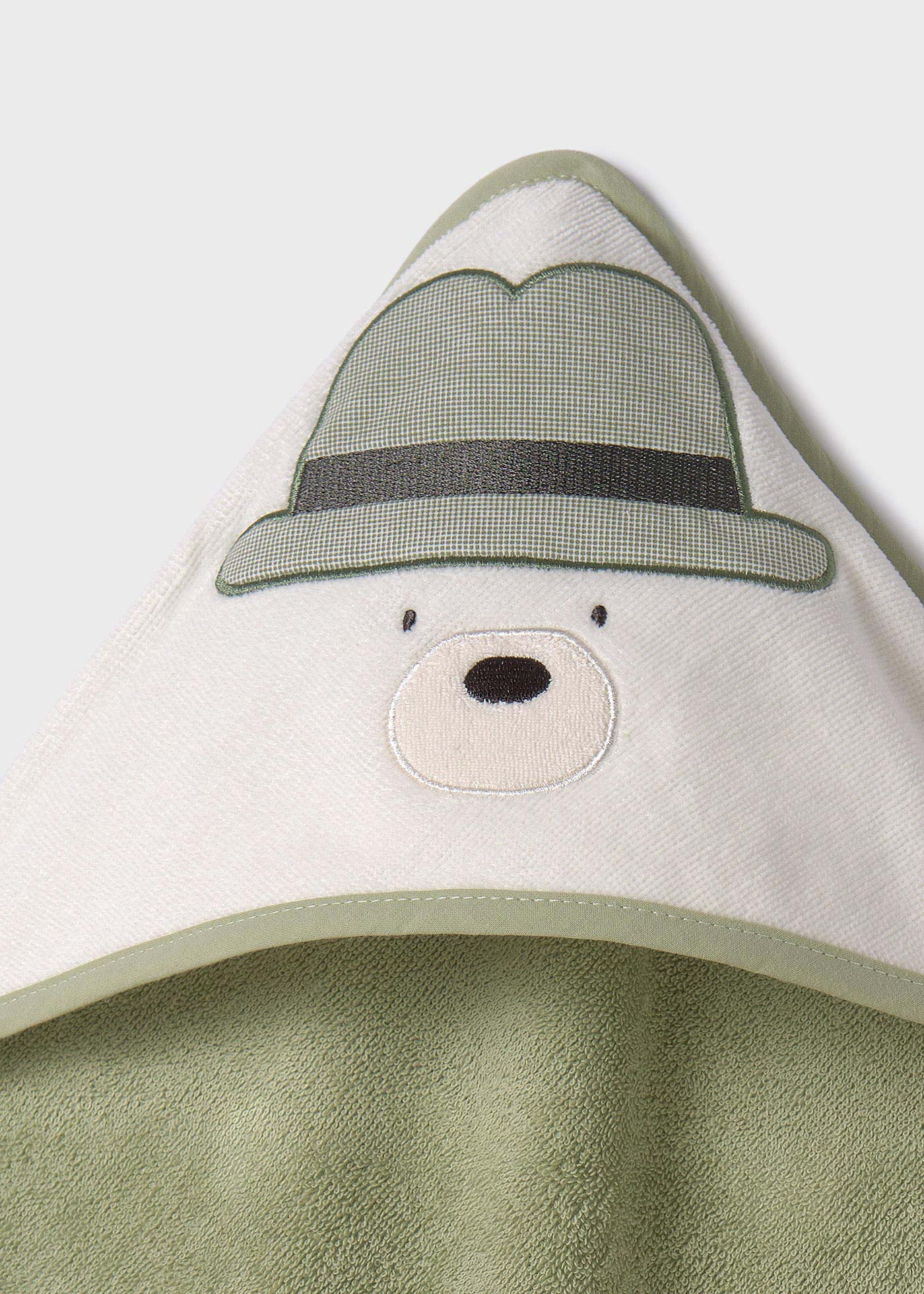 Toalha de algodão Better Cotton com estampa de animais para bebês