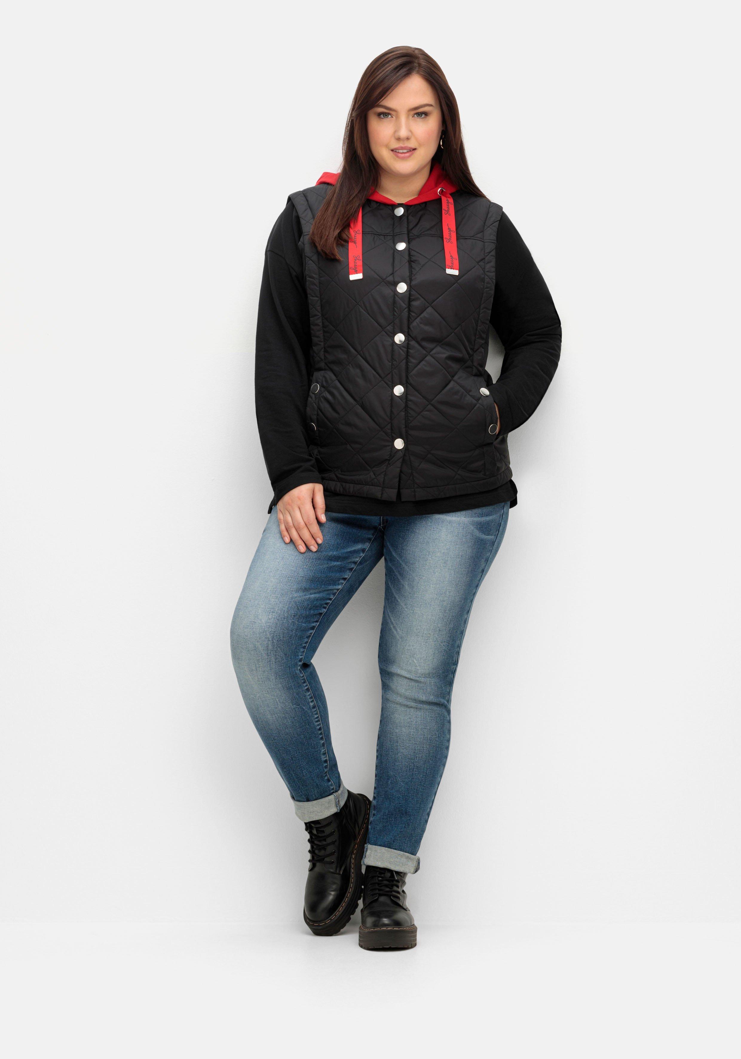 Taillierte Steppweste mit Sweat-Kapuze