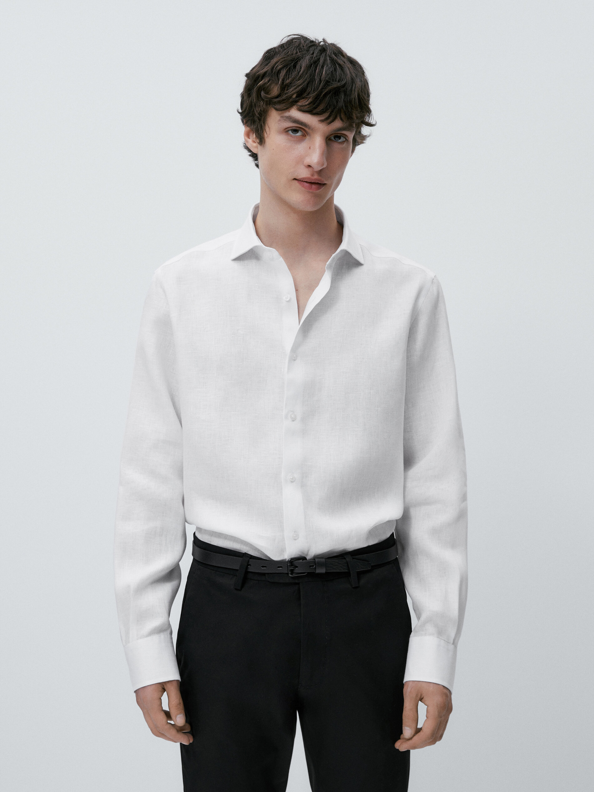 Camisa slim fit 100% linho - BRANCA