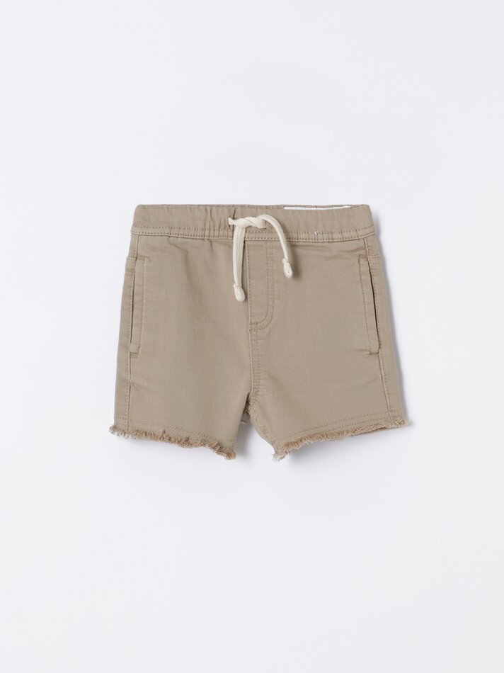 Bermuda jeans com rasgos - Corda