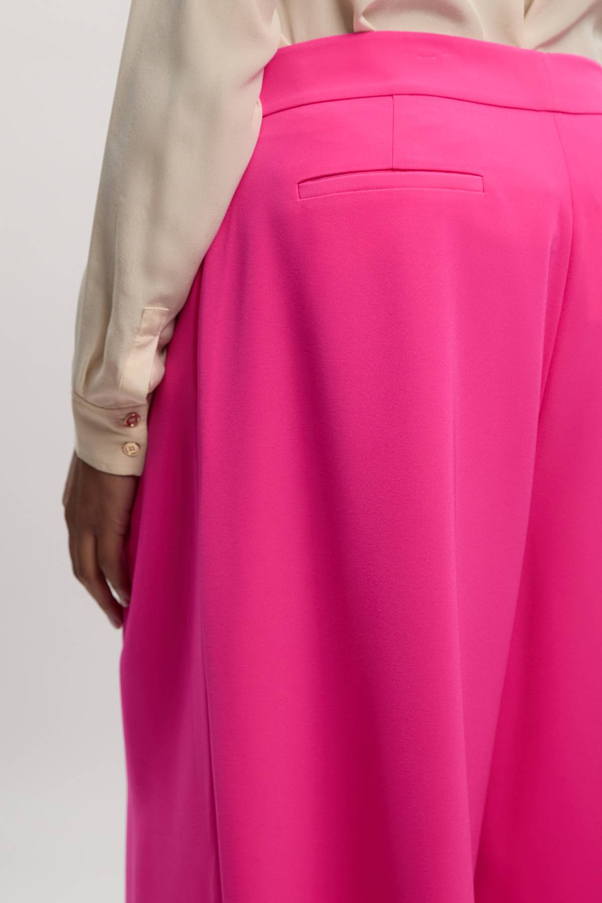 KarenMillen Pantalon Large Taille Plus Coupe Ajustée Souple