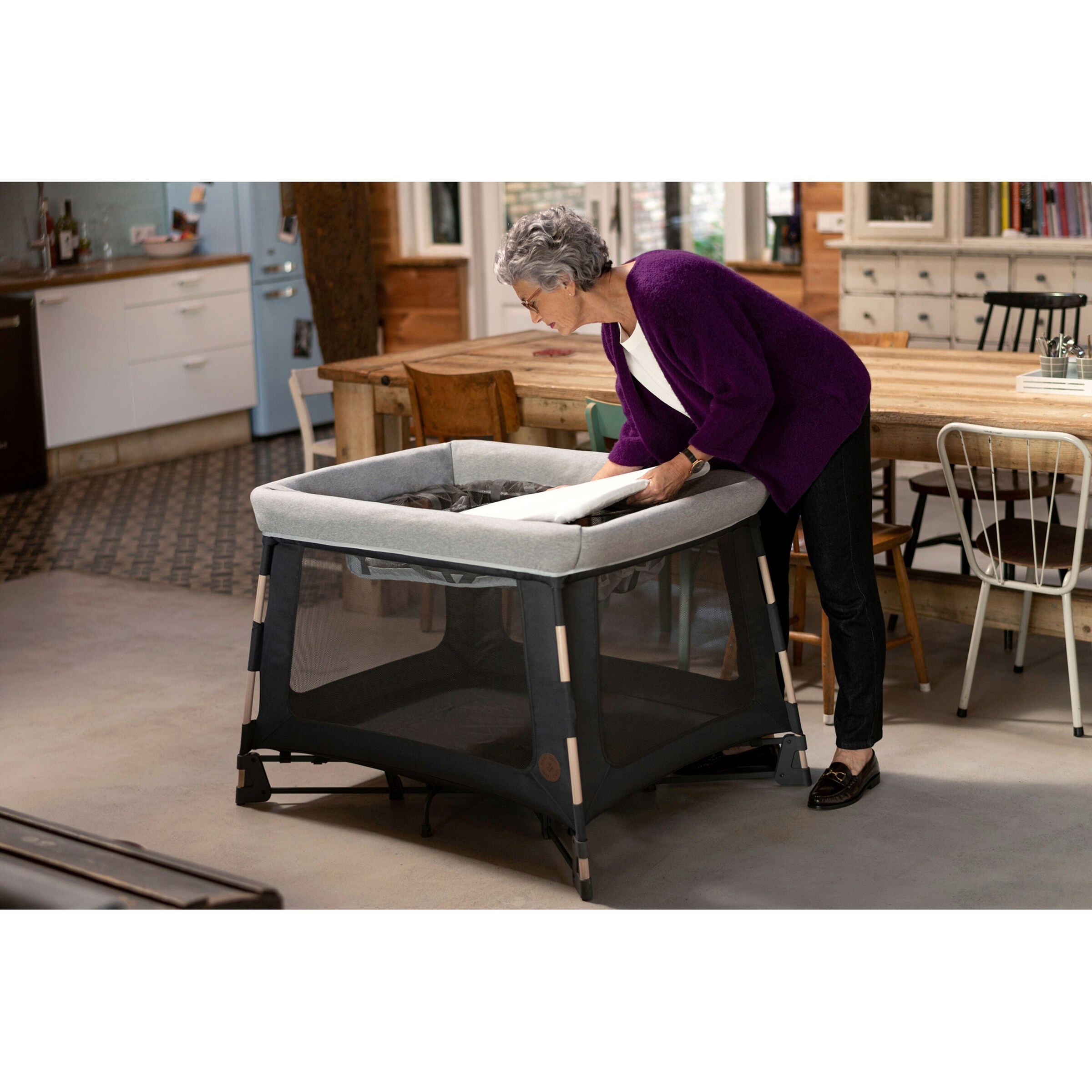 Maxi-Cosi Reisebett Swift 3-in-1 Beyond Graphite Eco