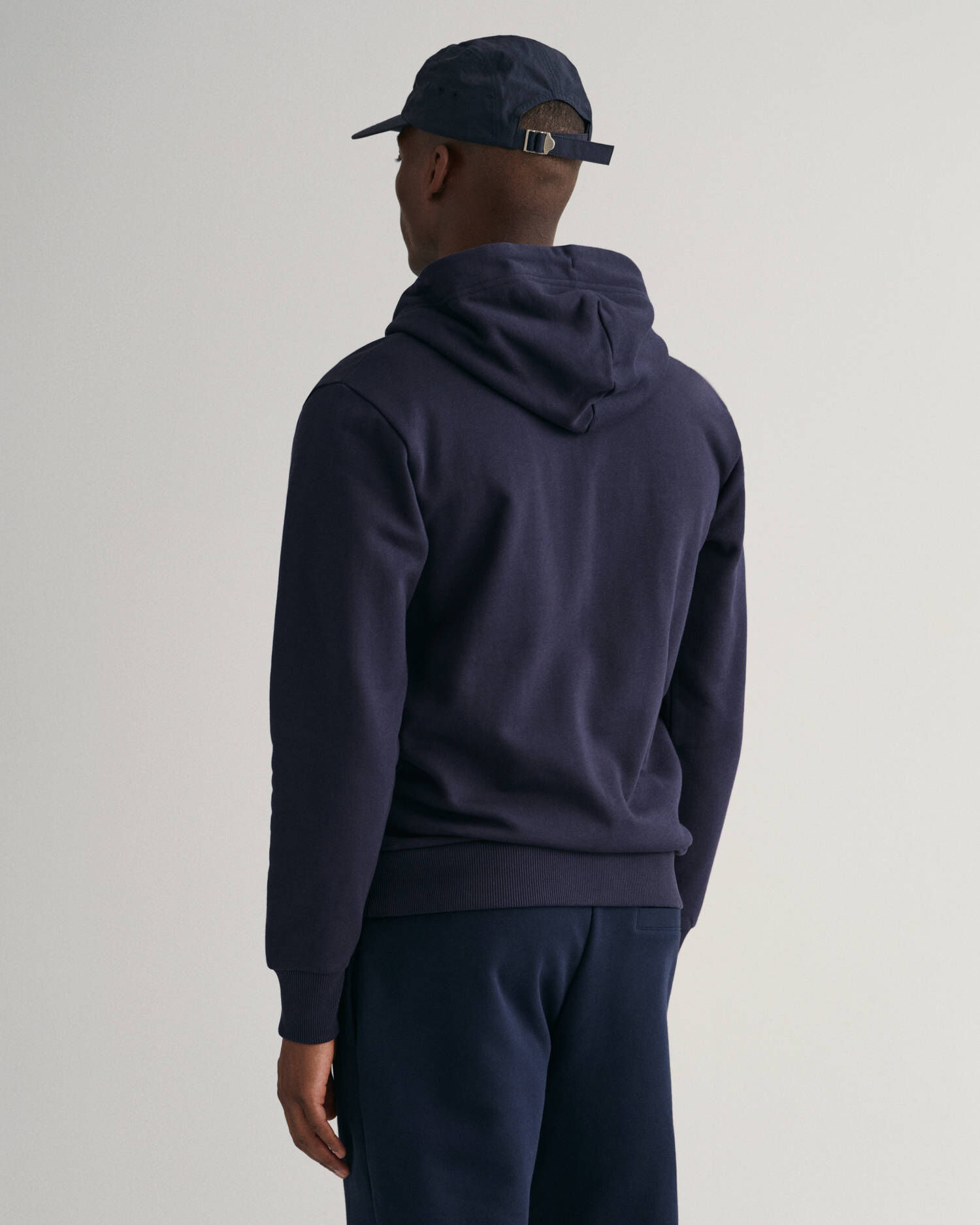 Gant| Herren Sweatjacke TONAL SHIELD
