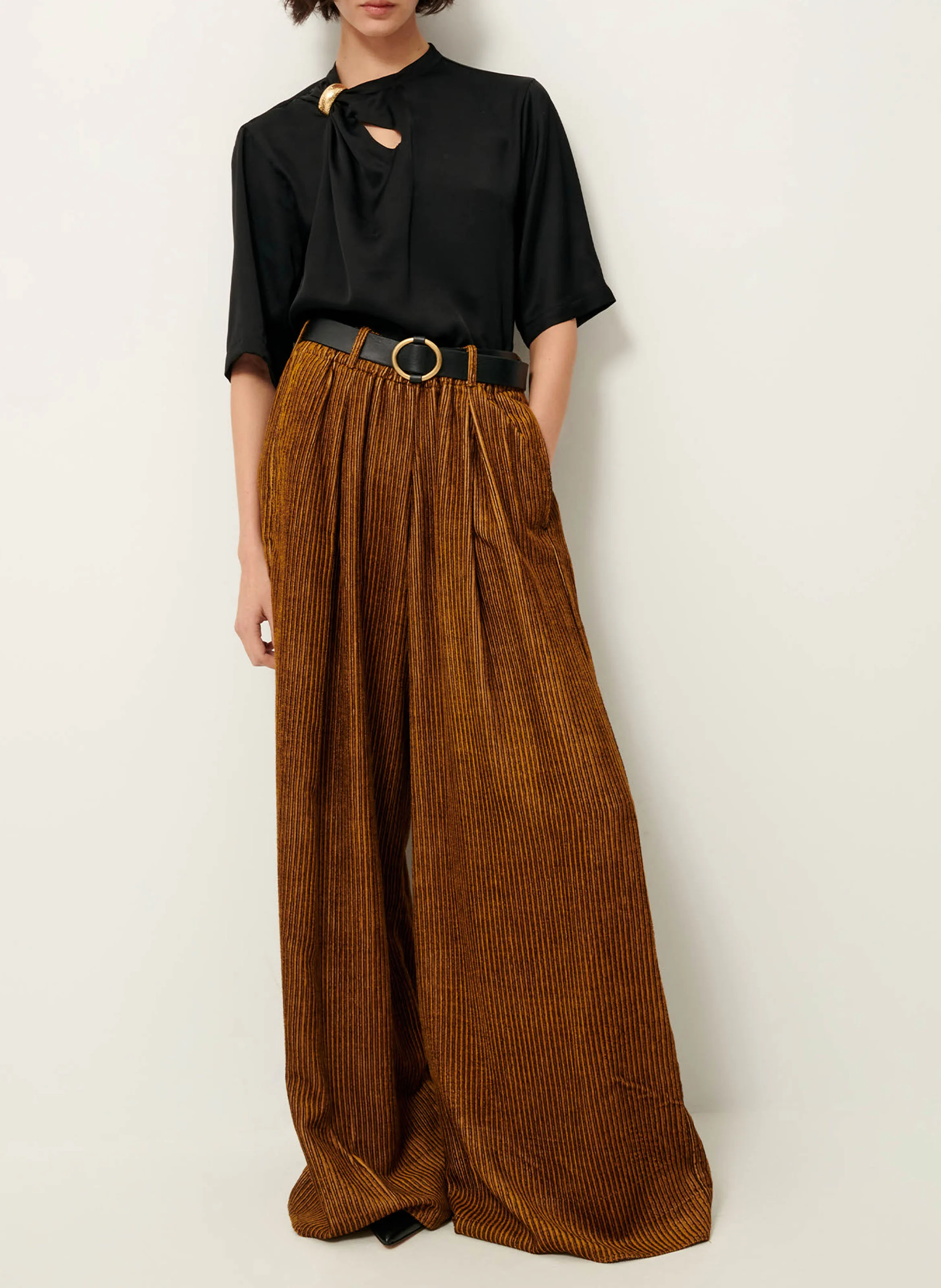 LAYLA - Blouse droite satinée | Noir