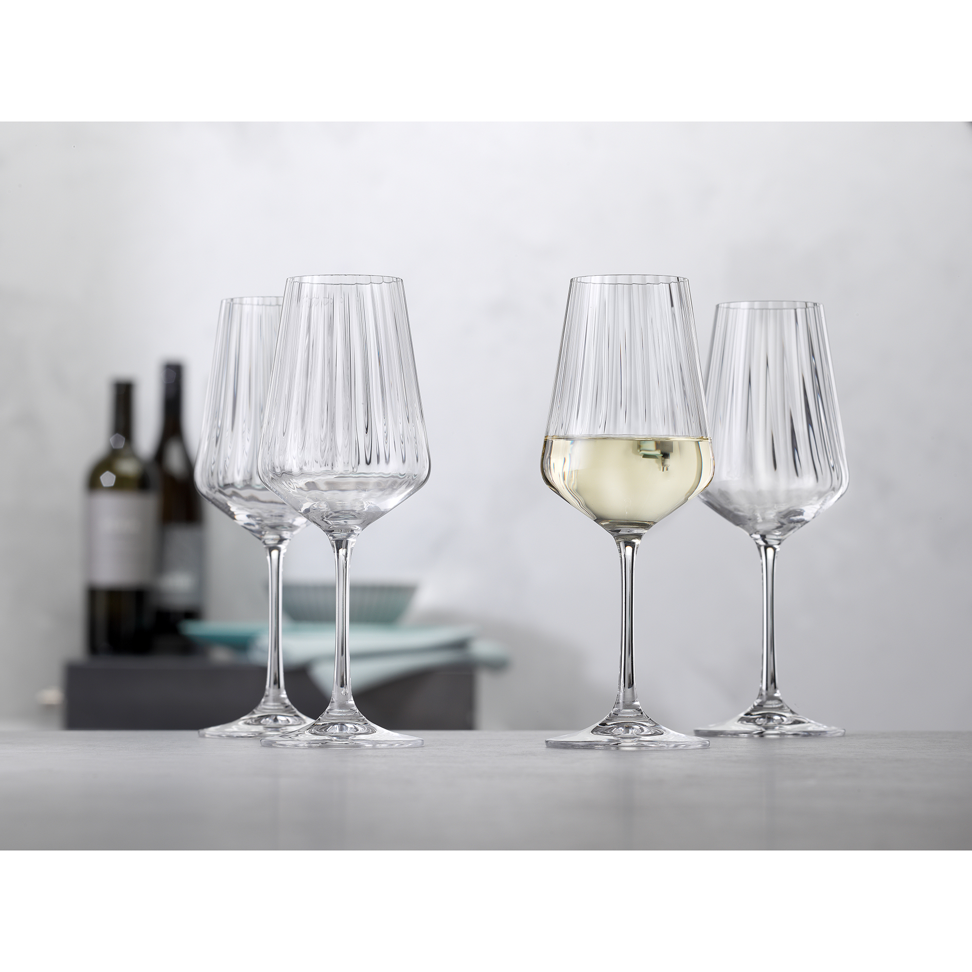 Weißweinglas - klar - welliges Kristallglas - 350 ml