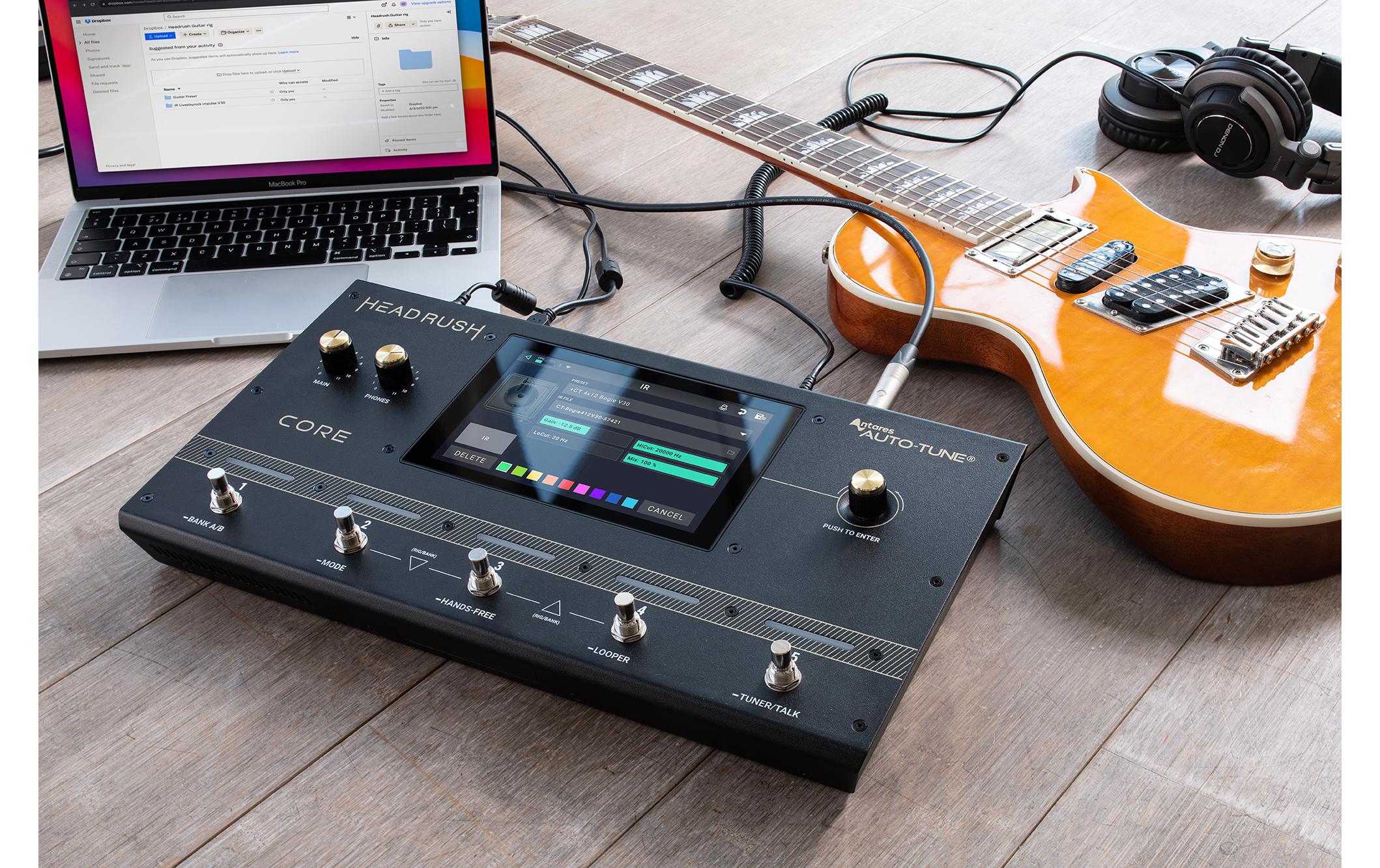 Effektgerät CORE<br>Perfekter Gitarren- und Gesangssound mit einem Tastendruck