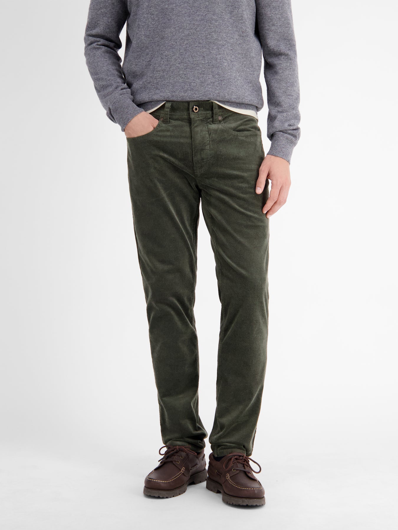 Cordhose, SLIM FIT, modisch und lässig