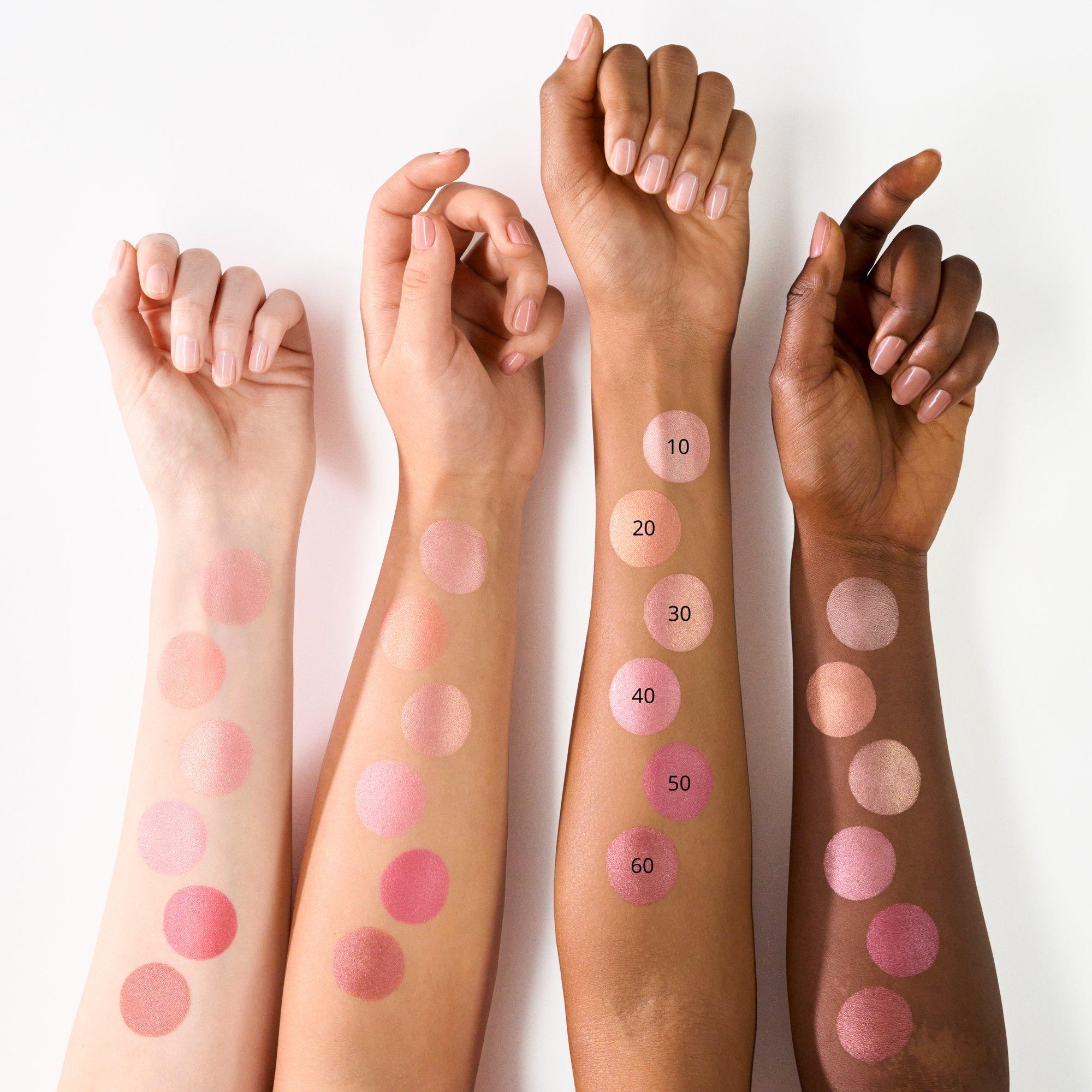 soft BAKED BLUSH