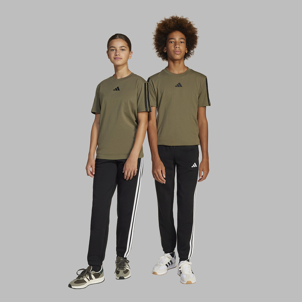 Roupas esportivas Adidas<br>Calças de corrida