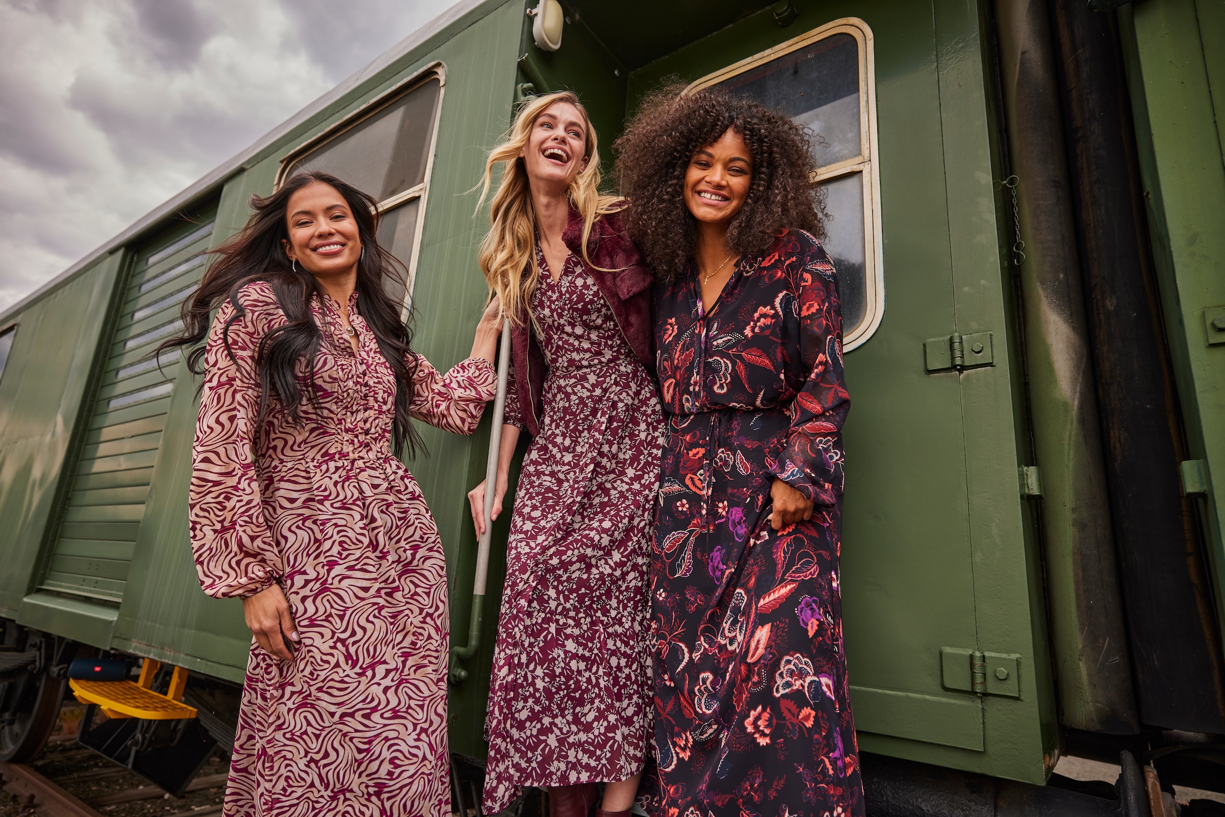 Aniston PLUS Maxikleid in Chiffon mit Blumen Print - NEUE KOLLEKTION