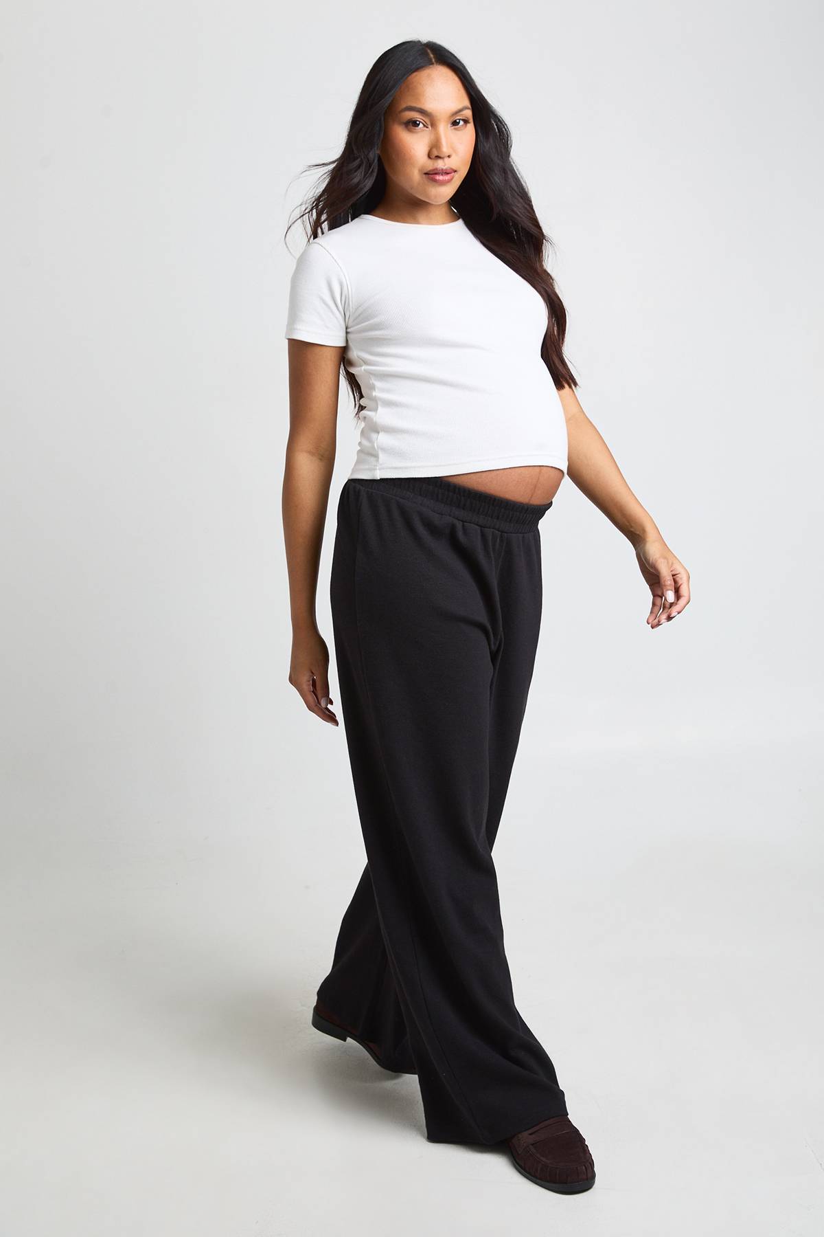 boohoo Pantalon De Grossesse Côtelé Basique À Jambe Droite